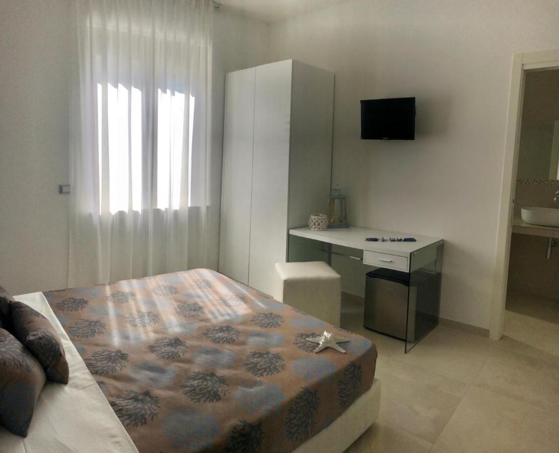 Accanto A Te - Charme Rooms Vieste Bagian luar foto